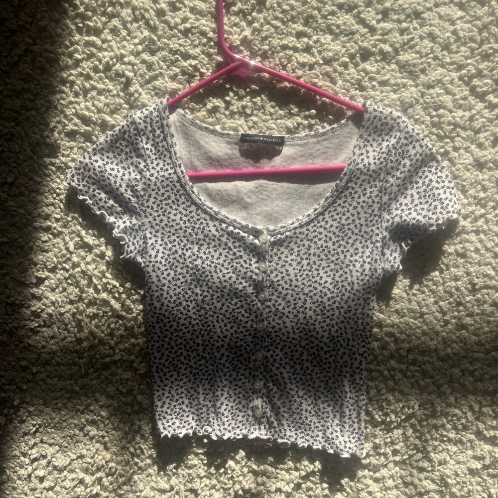 brandy melville white and blue floral zelly top
